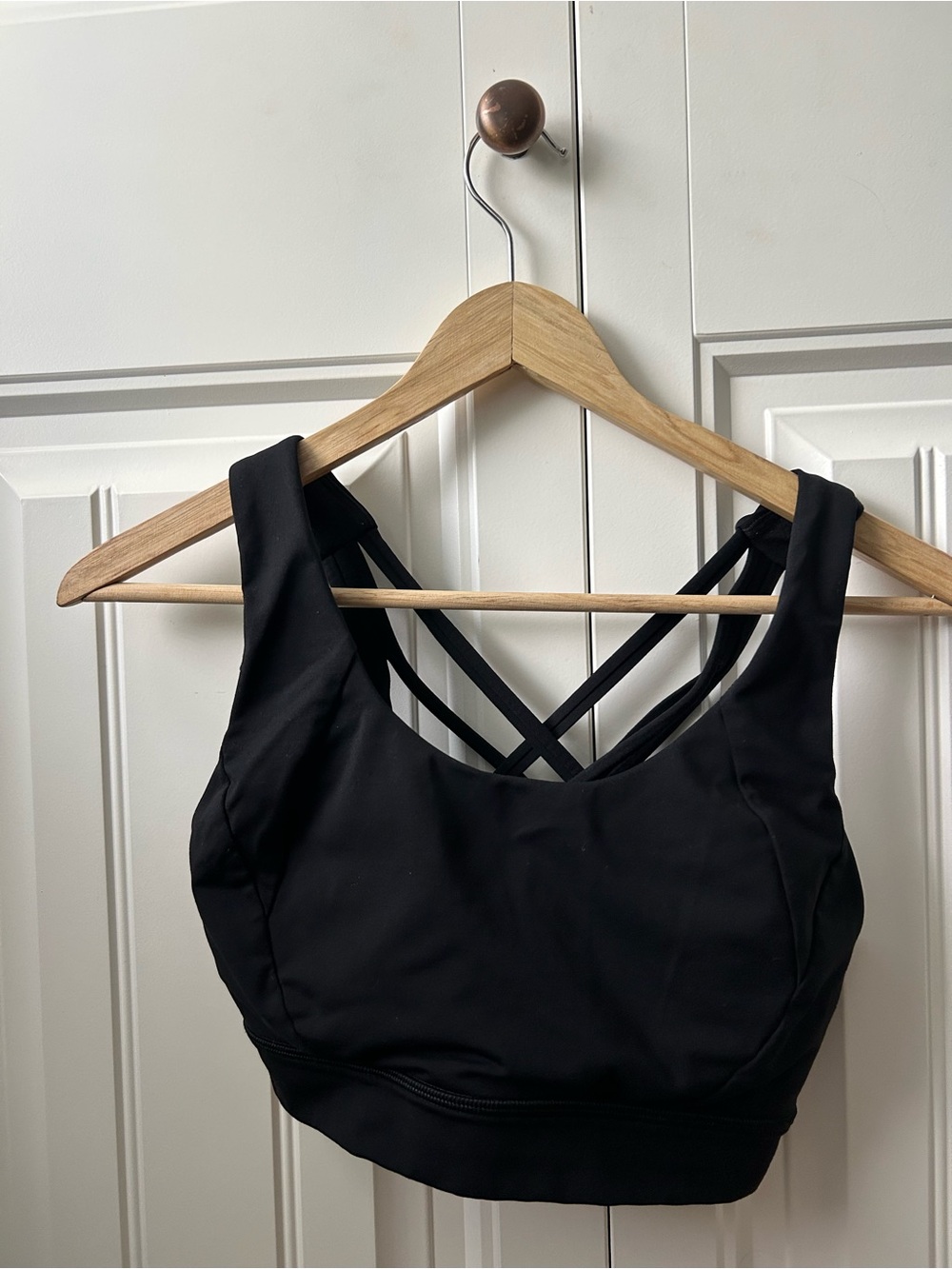 Lululemon Black Strappy Sports Bra - Size 6